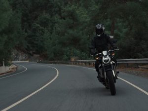 10 consejos para viajar seguro en motocicleta